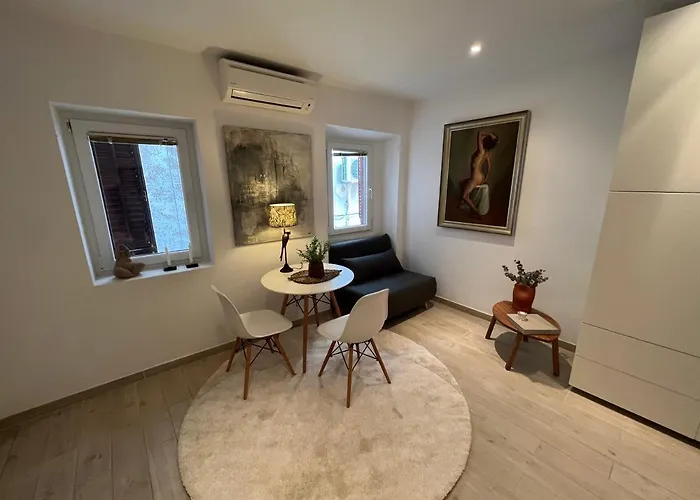 Noelle Apartment